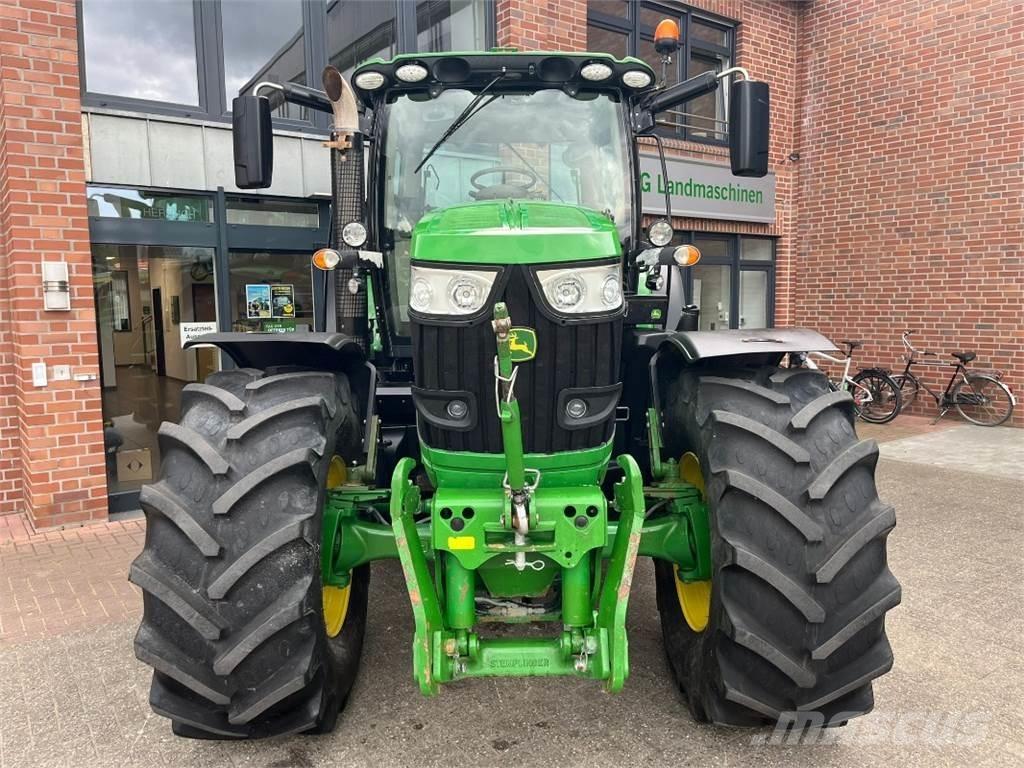 John Deere 6210R トラクター
