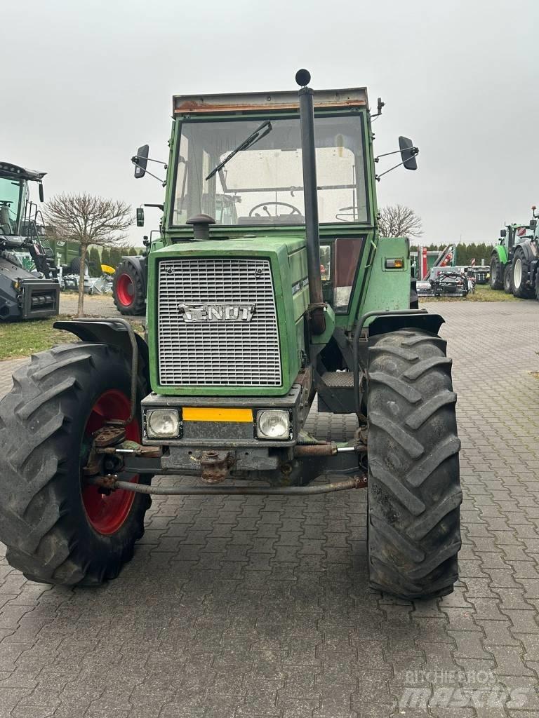 Fendt Favorit 614 LS トラクター