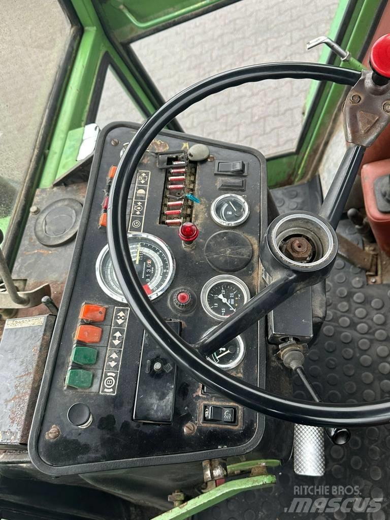 Fendt Favorit 614 LS トラクター