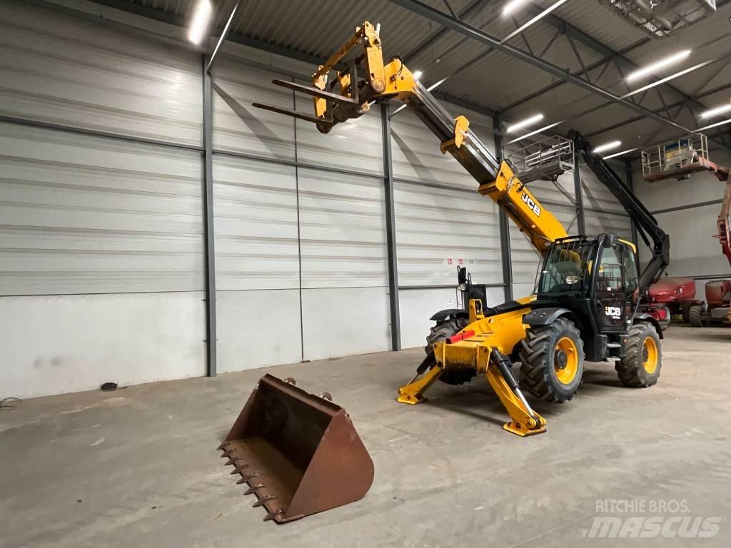 JCB 535 V 125 テレスコーピックハンドラー
