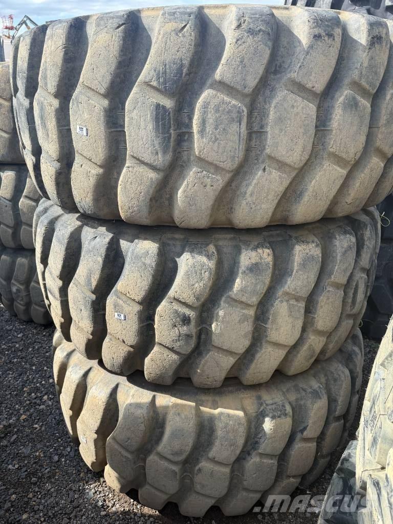 Bridgestone 23.5R25 タイヤ、ホイル、リム