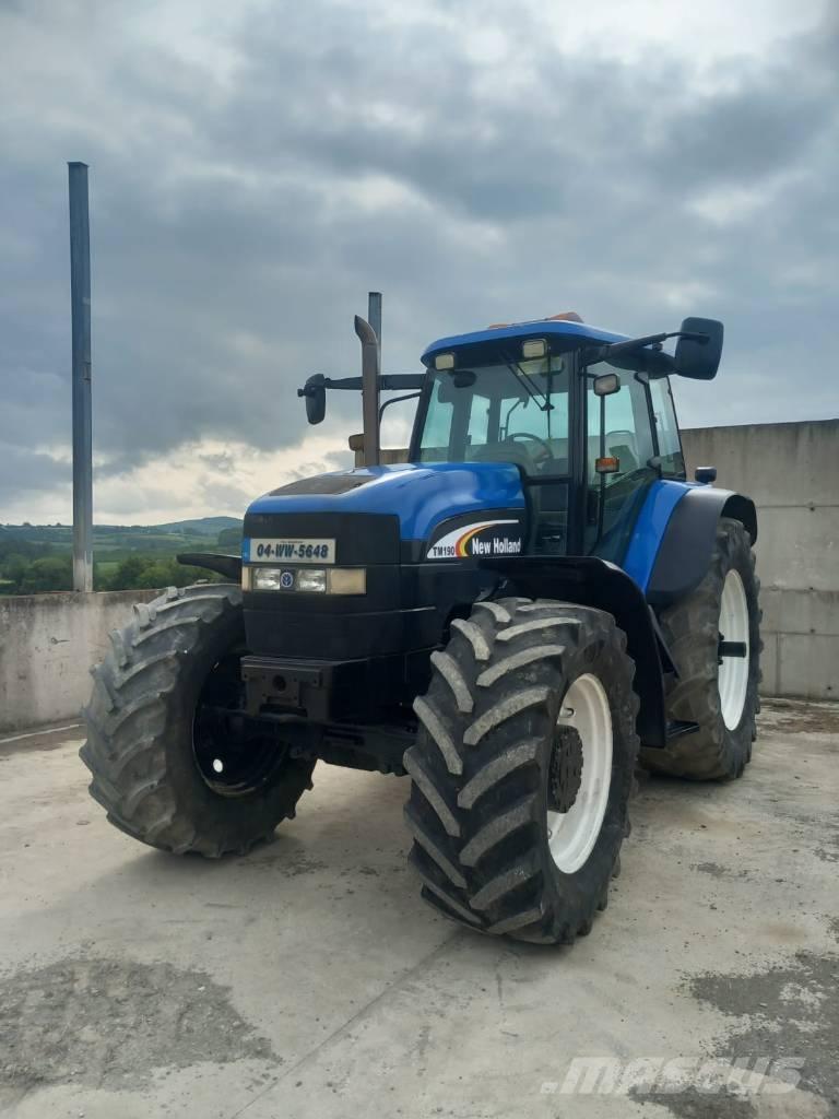 New Holland TM 190 トラクター