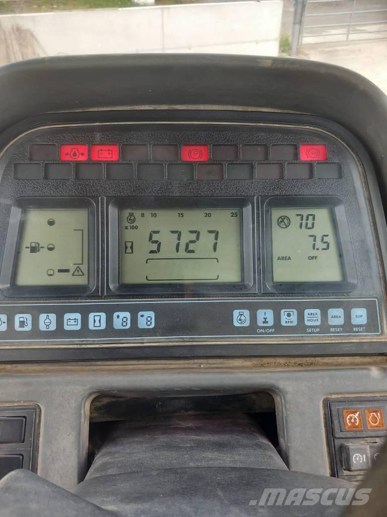 New Holland TM 190 トラクター