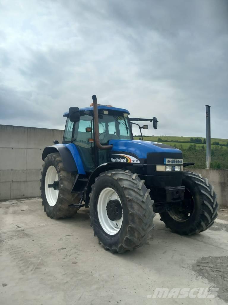 New Holland TM 190 トラクター