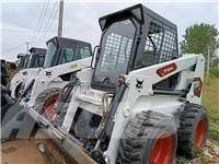 Bobcat S 590 スキッドステアローダー