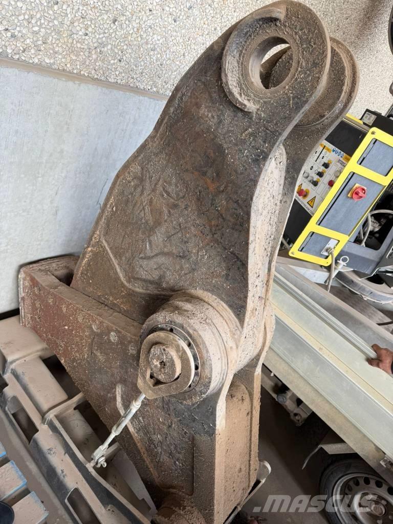 CAT MP 324 クラッシャー/破砕機