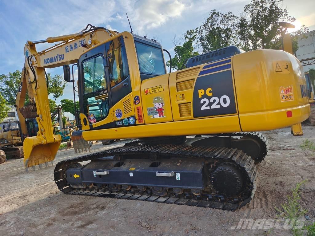 Komatsu PC 220 大型油圧ショベル12t以上（パワーショベル・ユンボ）