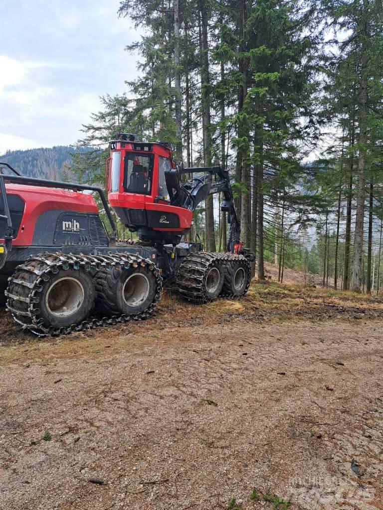 Komatsu 931 XC ハーベスター