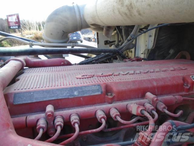 Western Star 4900 SA 中古トラクターヘッド | トレーラーヘッド