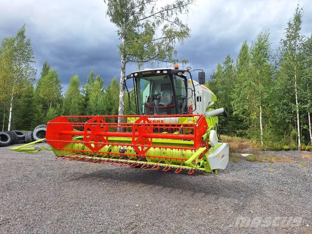 CLAAS Avero 240 コンバイン