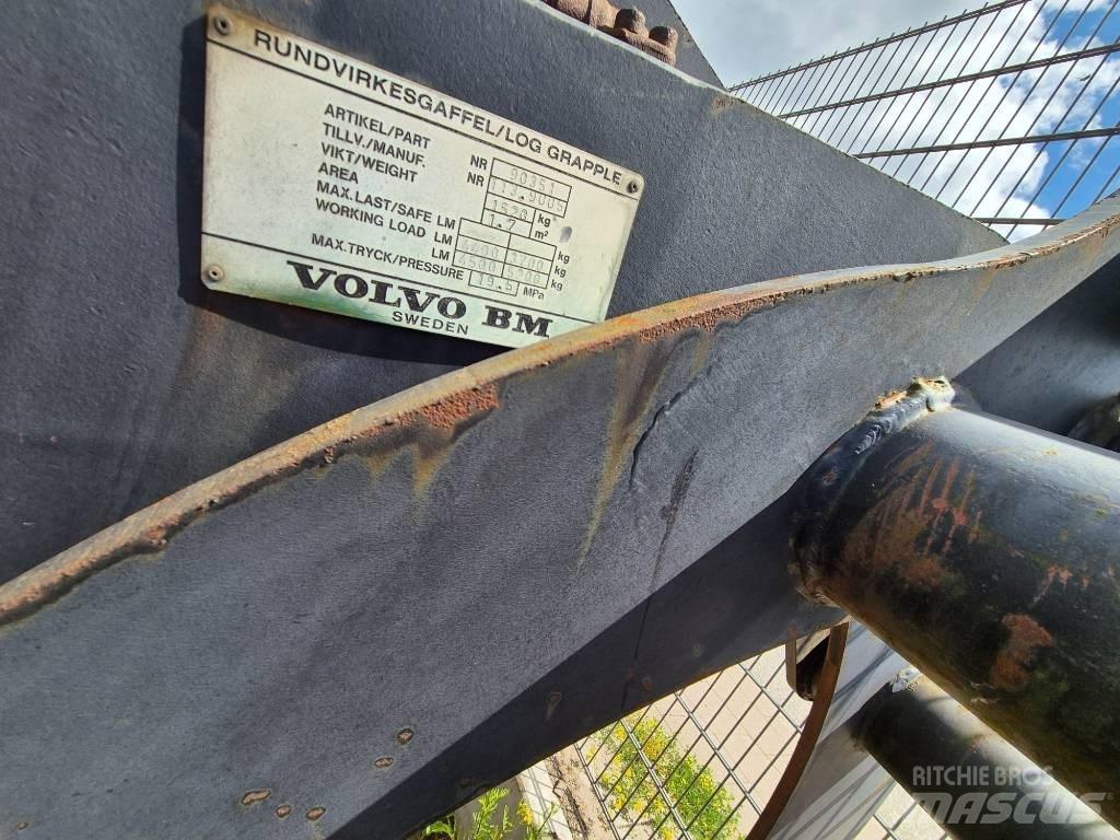 Volvo BM Holzgreifer 廃棄物／工業産廃処理機