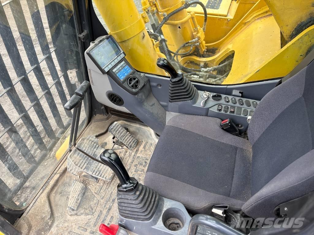 Komatsu PC700LC-11 大型油圧ショベル12t以上（パワーショベル・ユンボ）