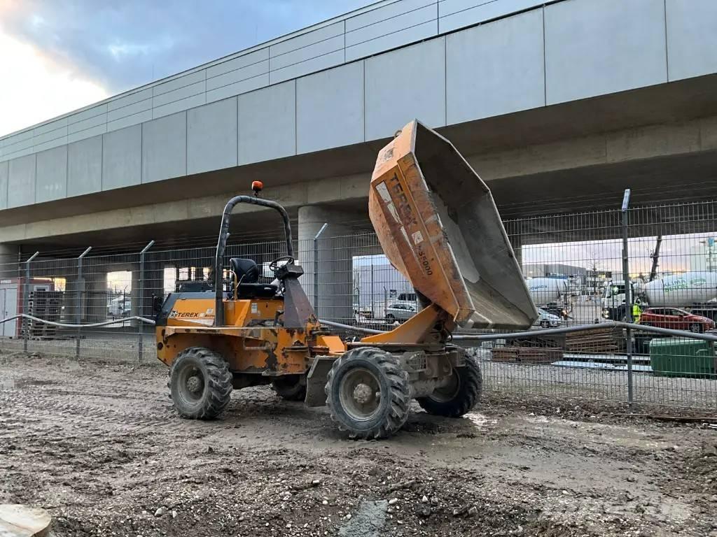 Terex PS 5000 アーティキュレート式ダンプトラック