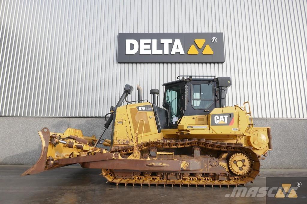 CAT D7E LGP ブルドーザー