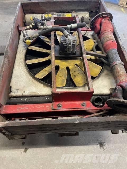 Hemek Ciceron ラジエター