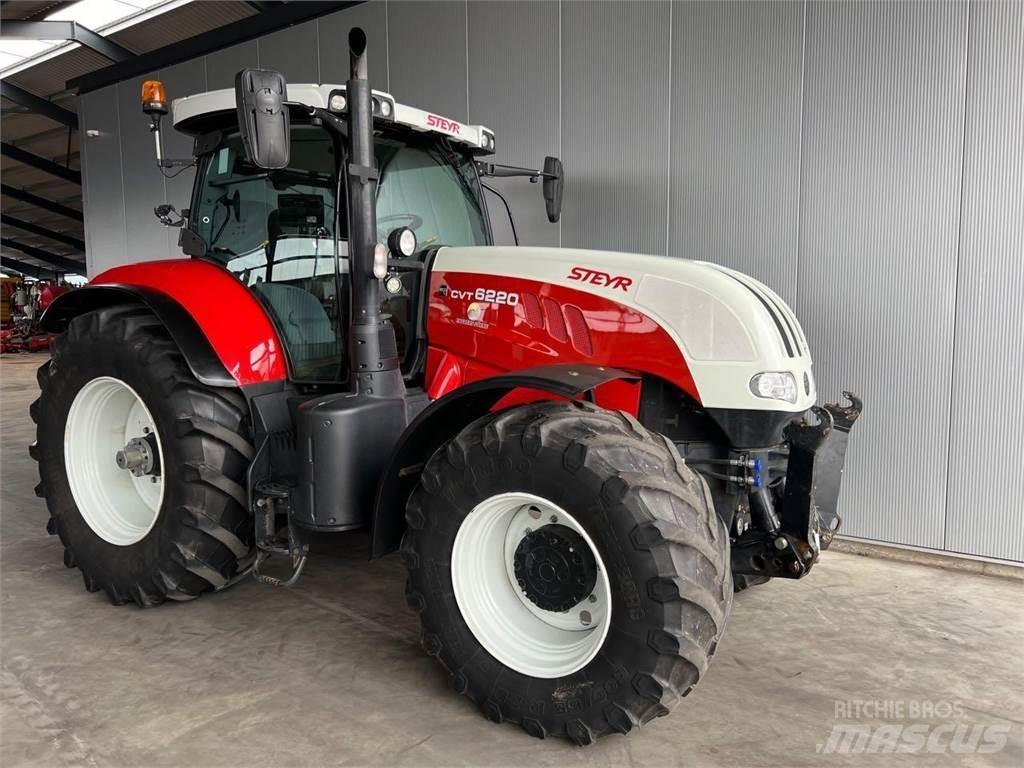 Steyr CVT 6220 トラクター