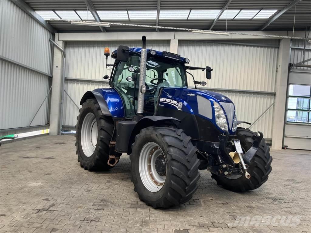 New Holland T7.200 トラクター