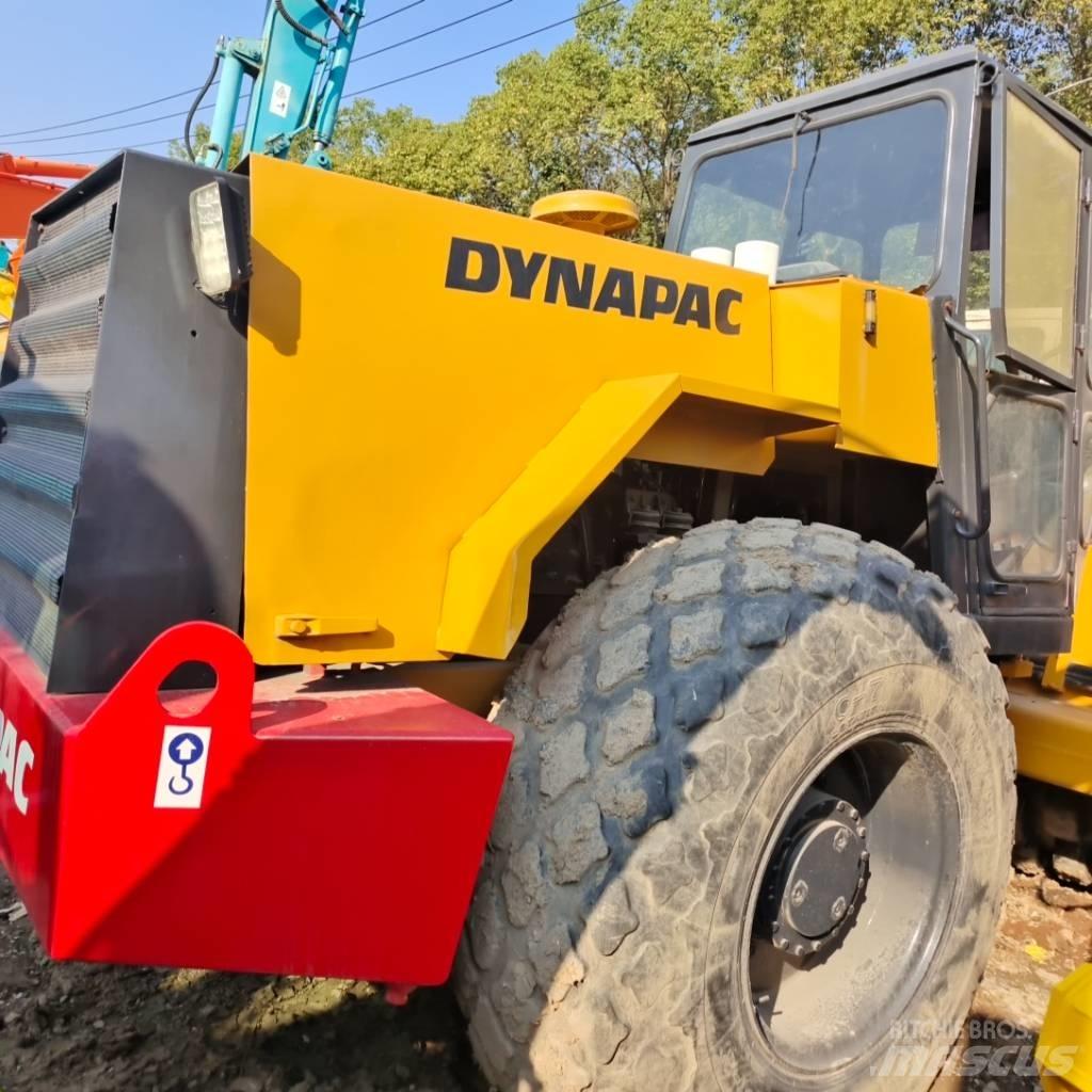 Dynapac CA 30 D 振動ローラ