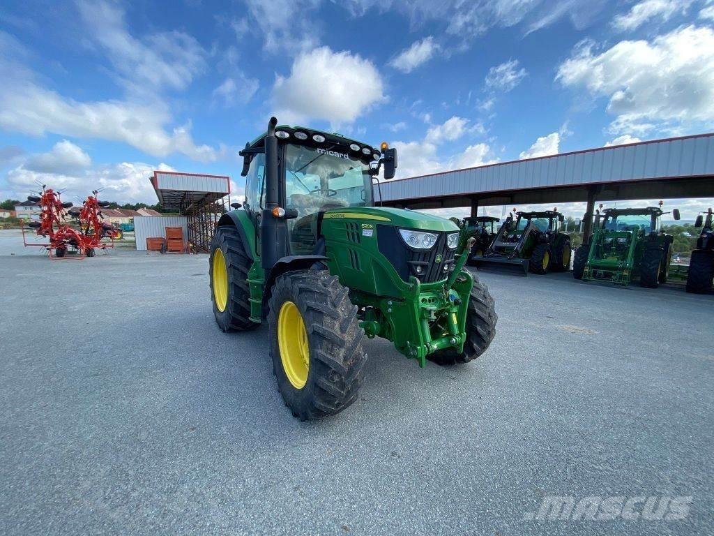 John Deere 6120R トラクター