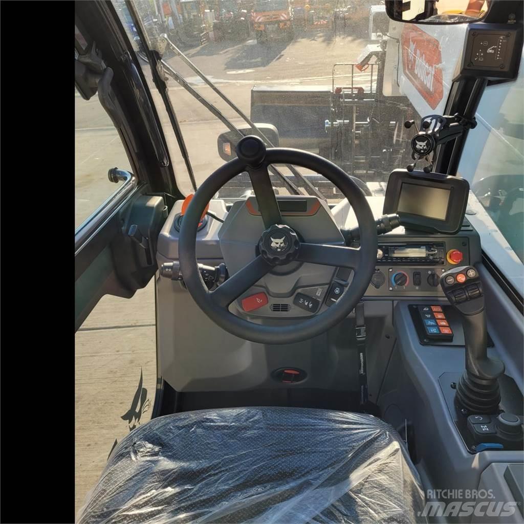 Bobcat T35-130 S ブームリフト　直伸型