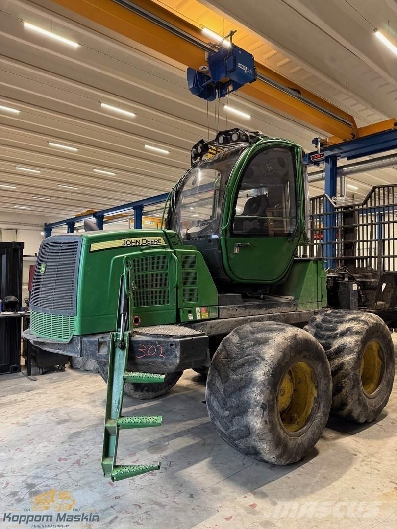 John Deere 1210E フォワーダー