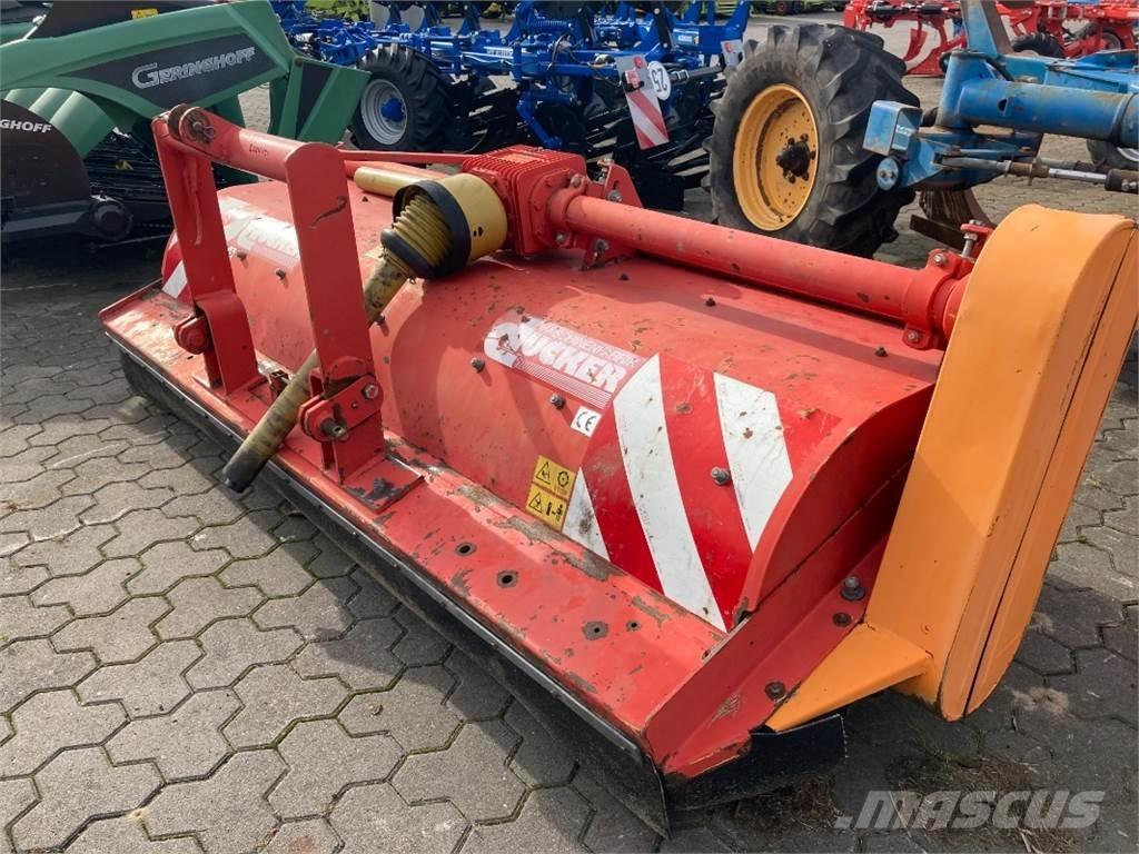 Dücker UM 27 その他飼料収穫設備