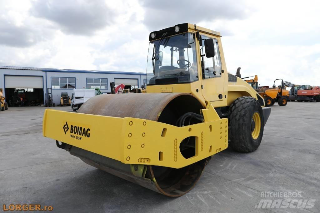 Bomag BW 219 D H-4 振動ローラ