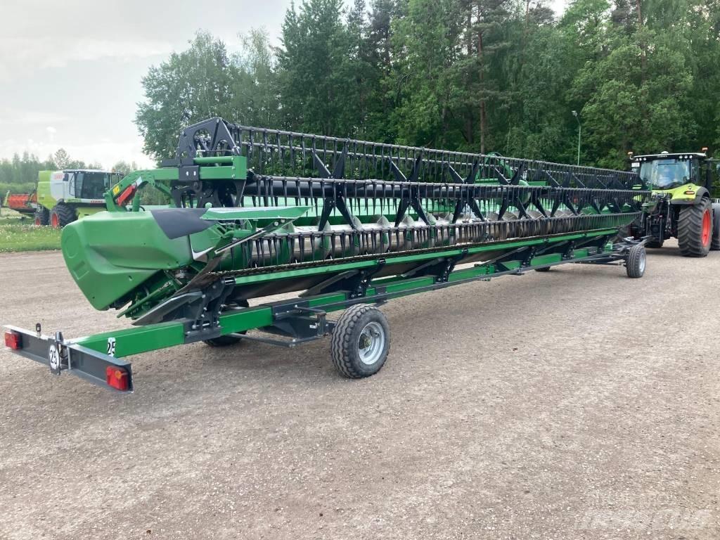 John Deere 640 X コンバイン