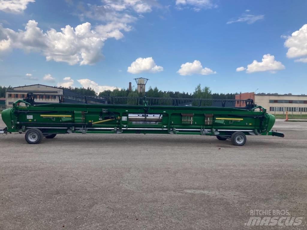 John Deere 640 X コンバイン