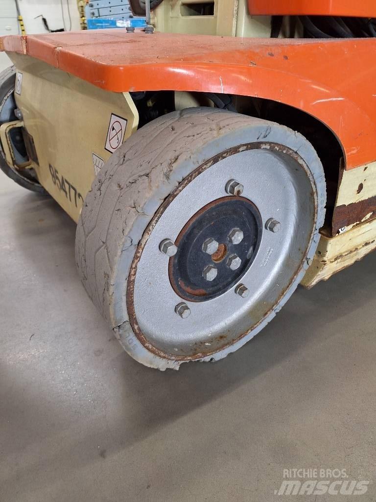 JLG Toucan 10 E 垂直昇降型リフト