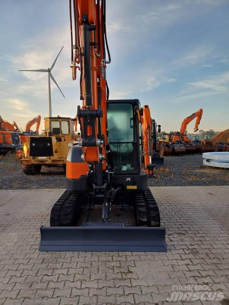 Doosan DX 55 R-7 ミニ油圧ショベル 7t以下（ミニユンボ・ミニディガー）