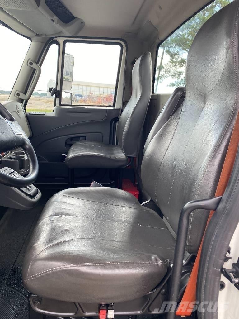 International MV607 中古トラクターヘッド | トレーラーヘッド