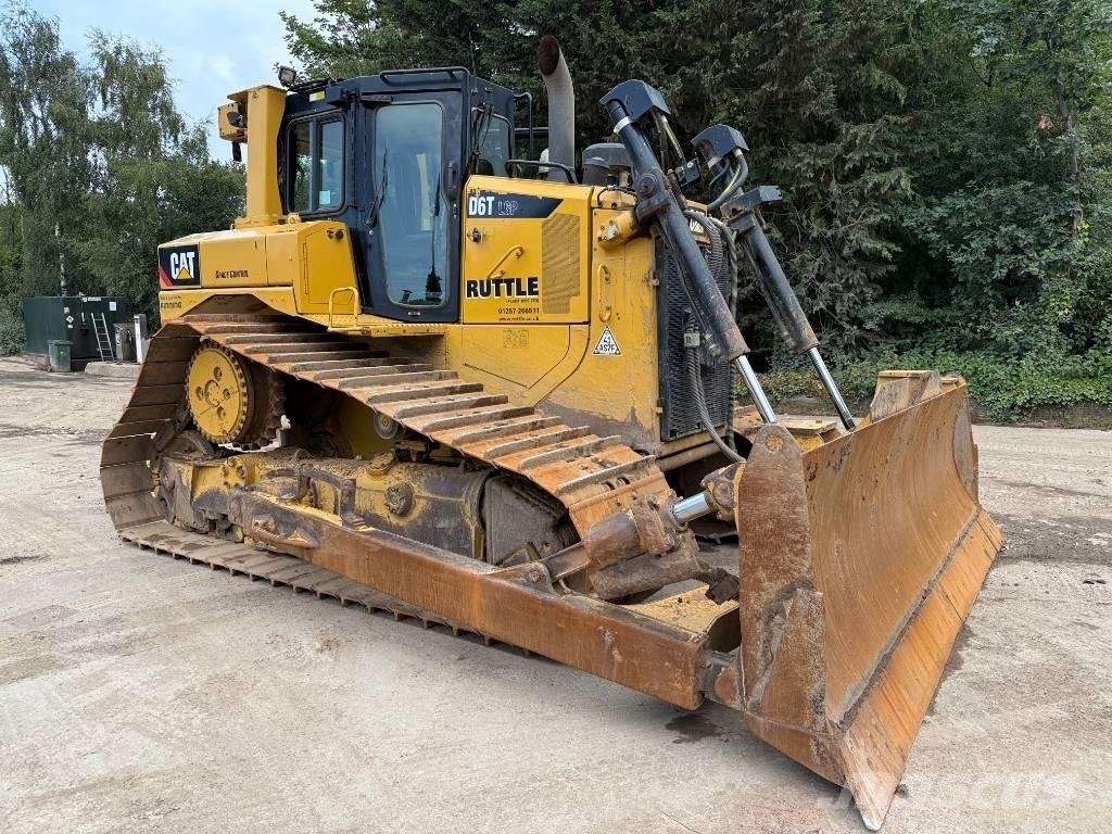 CAT D 6 T LGP ブルドーザー