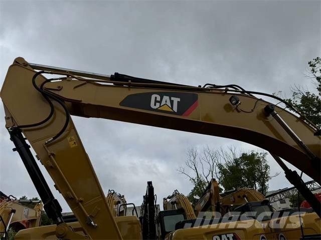 CAT 320D2L 大型油圧ショベル12t以上（パワーショベル・ユンボ）