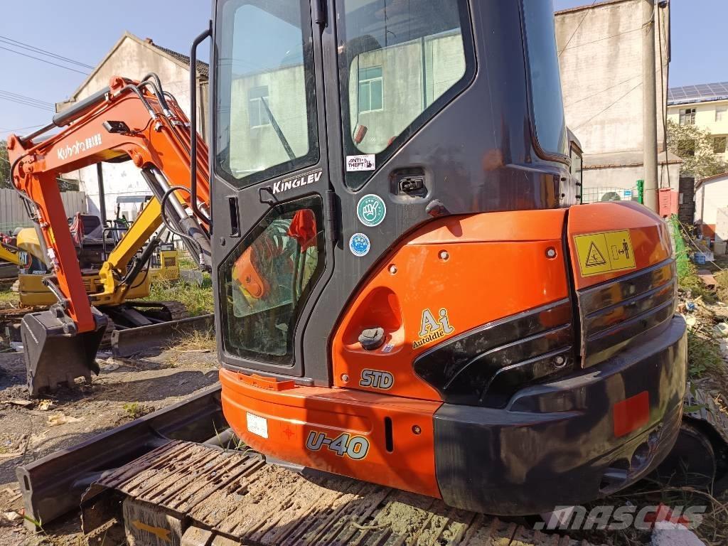 Kubota U 40 ミニ油圧ショベル 7t以下（ミニユンボ・ミニディガー）