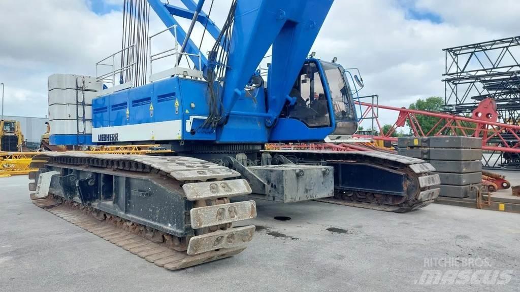 Liebherr LR 1160 クローラクレーン