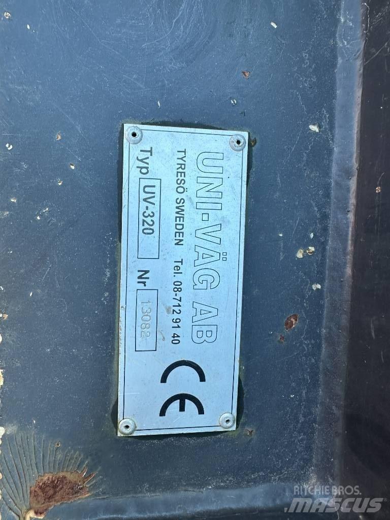 Uni-väg UV-320 農業機械 -　その他