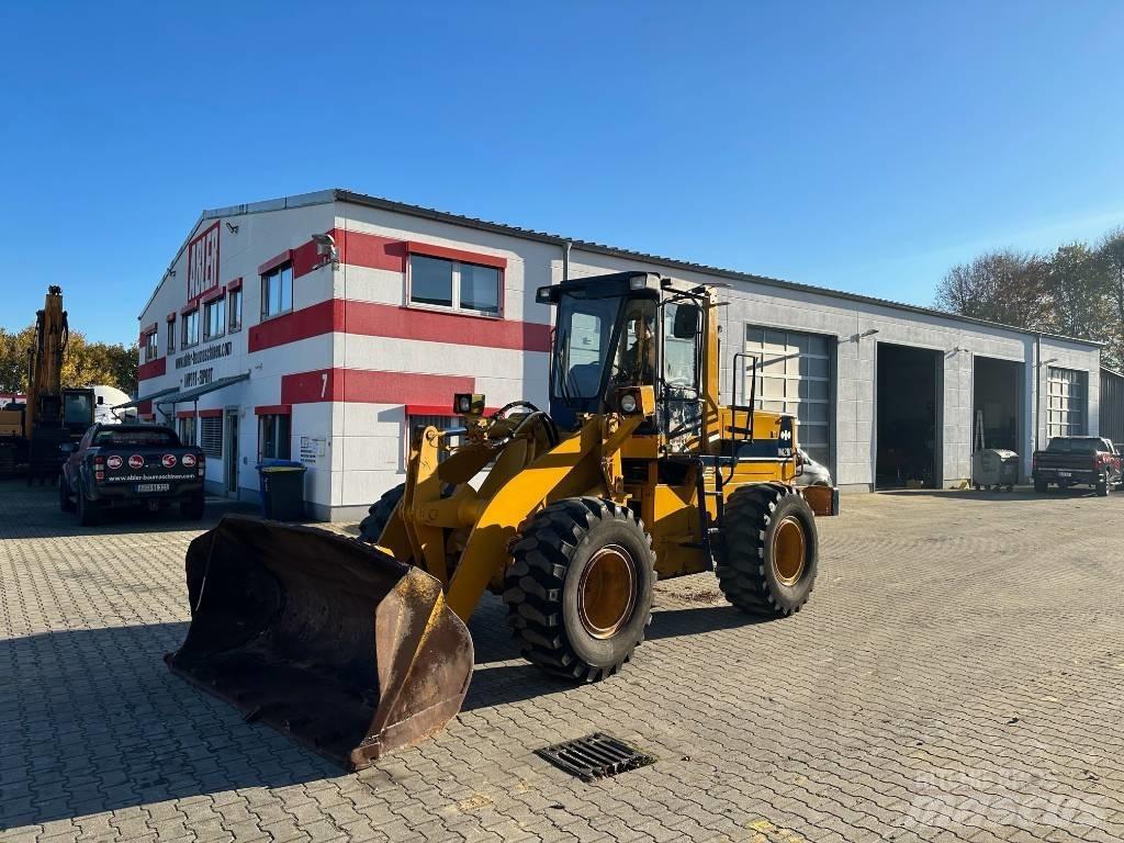 Komatsu WA200 ホイールローダー・タイヤショベル