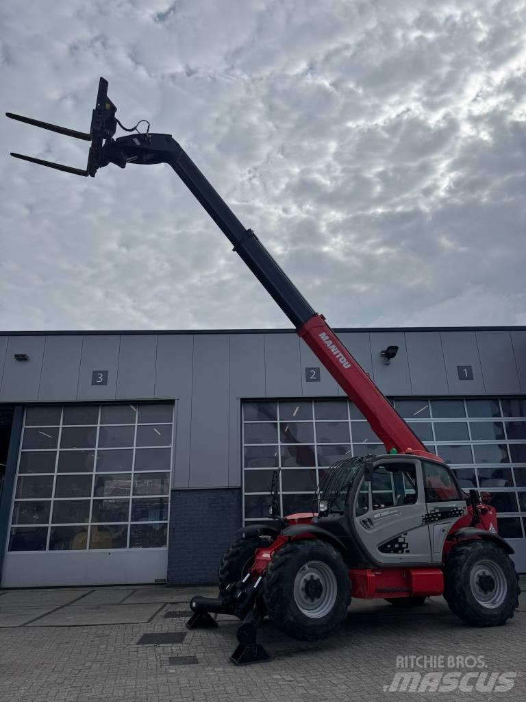 Manitou MT 1335 テレスコーピックハンドラー