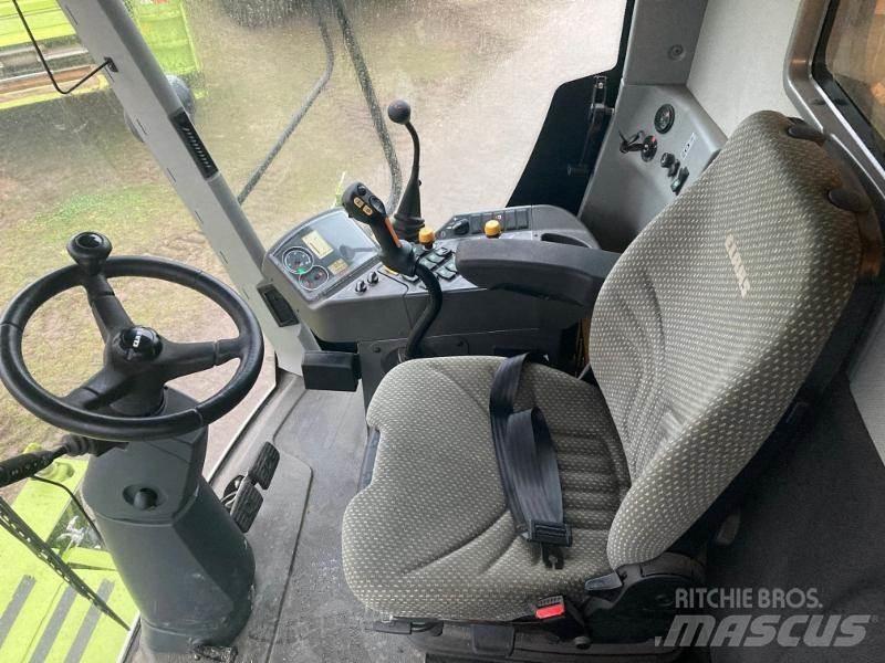 CLAAS AVERO 240 コンバイン
