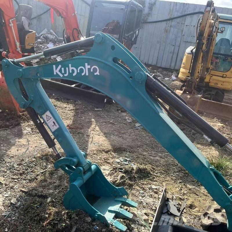 Kubota U 17 ミニ油圧ショベル 7t以下（ミニユンボ・ミニディガー）