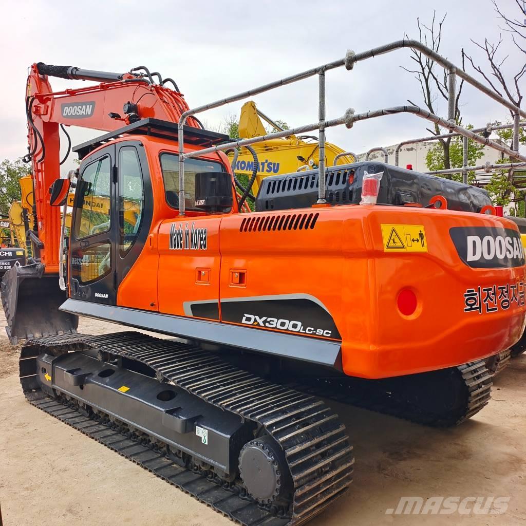 Doosan DX 300LC-9C 大型油圧ショベル12t以上（パワーショベル・ユンボ）