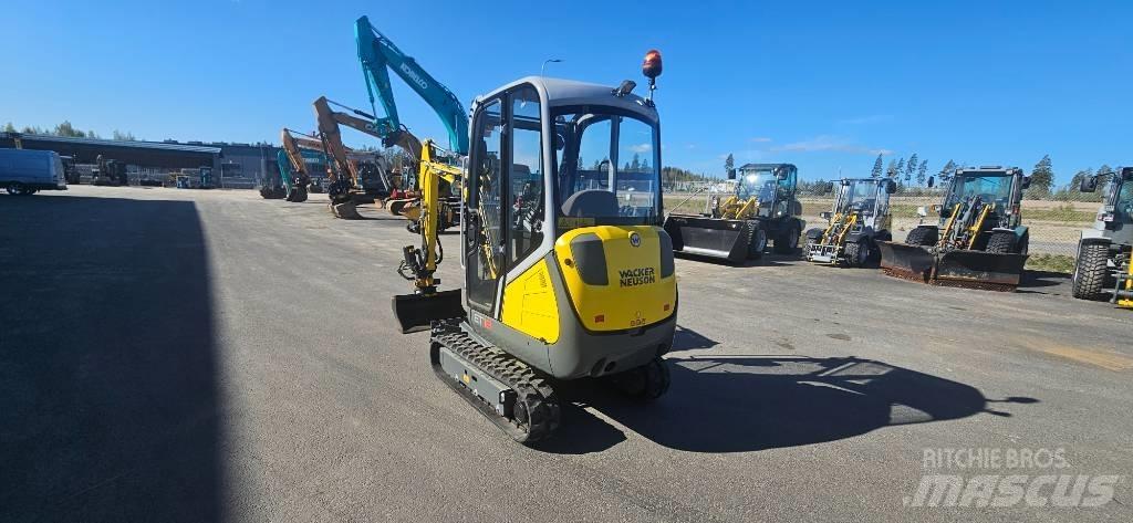 Wacker Neuson ET 18 ミニ油圧ショベル 7t以下（ミニユンボ・ミニディガー）