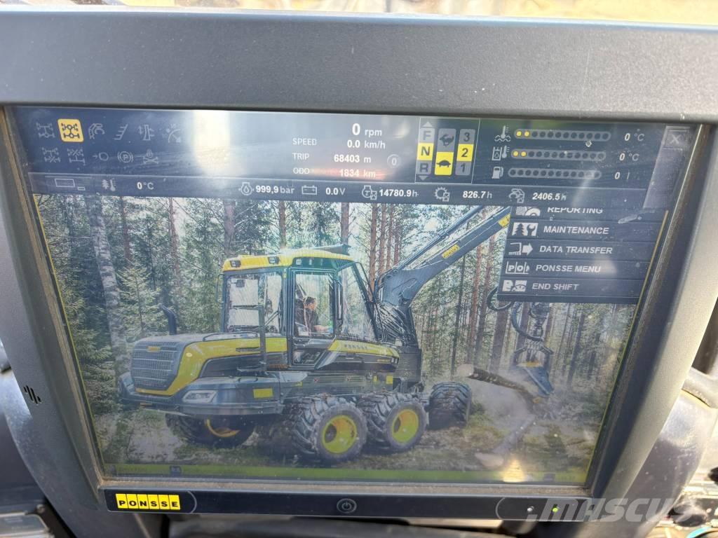 Ponsse Fox 8W ハーベスター