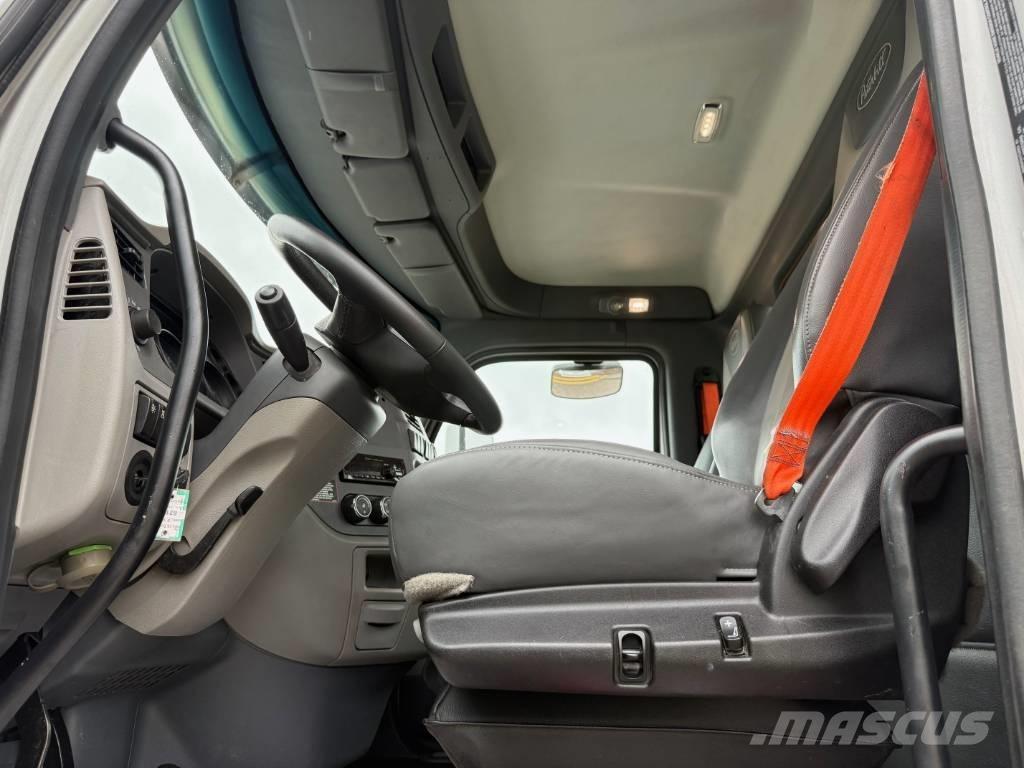 Peterbilt 579 中古トラクターヘッド | トレーラーヘッド