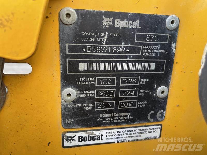 Bobcat S 70 スキッドステアローダー