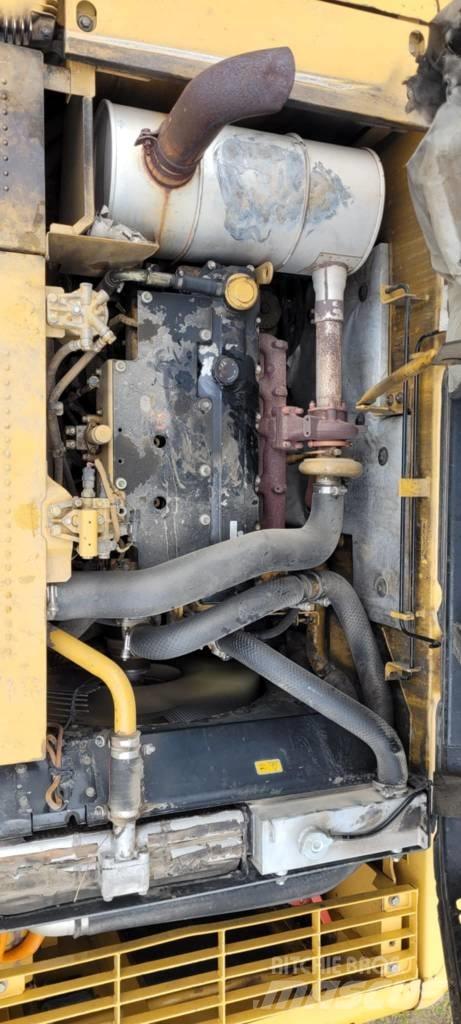 CAT 320 大型油圧ショベル12t以上（パワーショベル・ユンボ）