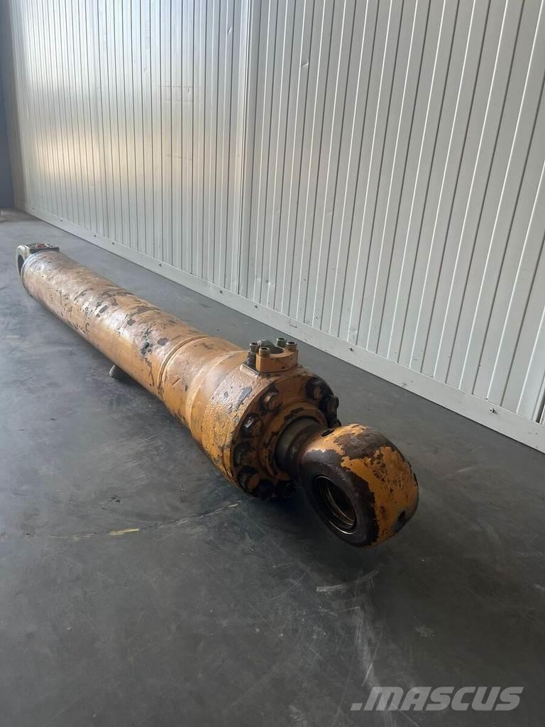 Liebherr Cilinder 油圧機