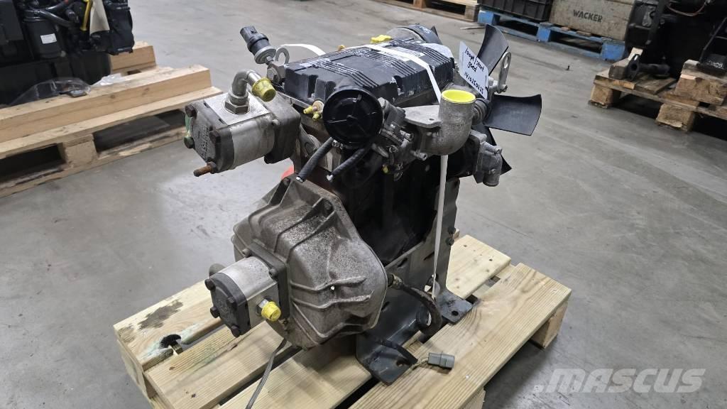 Lombardini LDW1003 エンジン