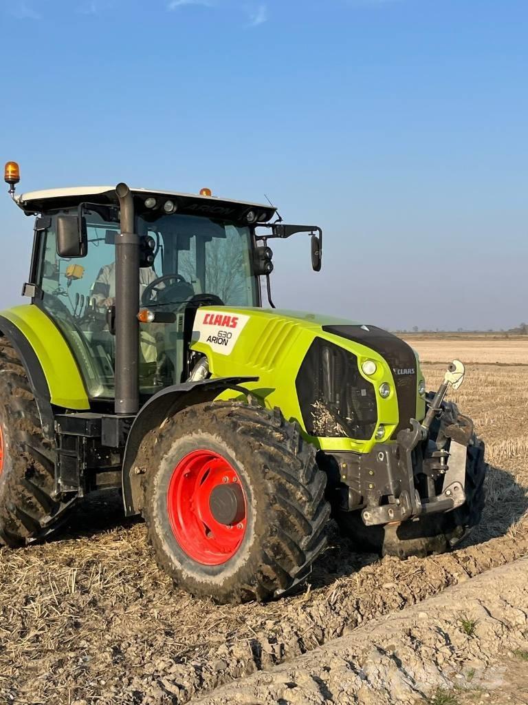 CLAAS Arion 630 トラクター